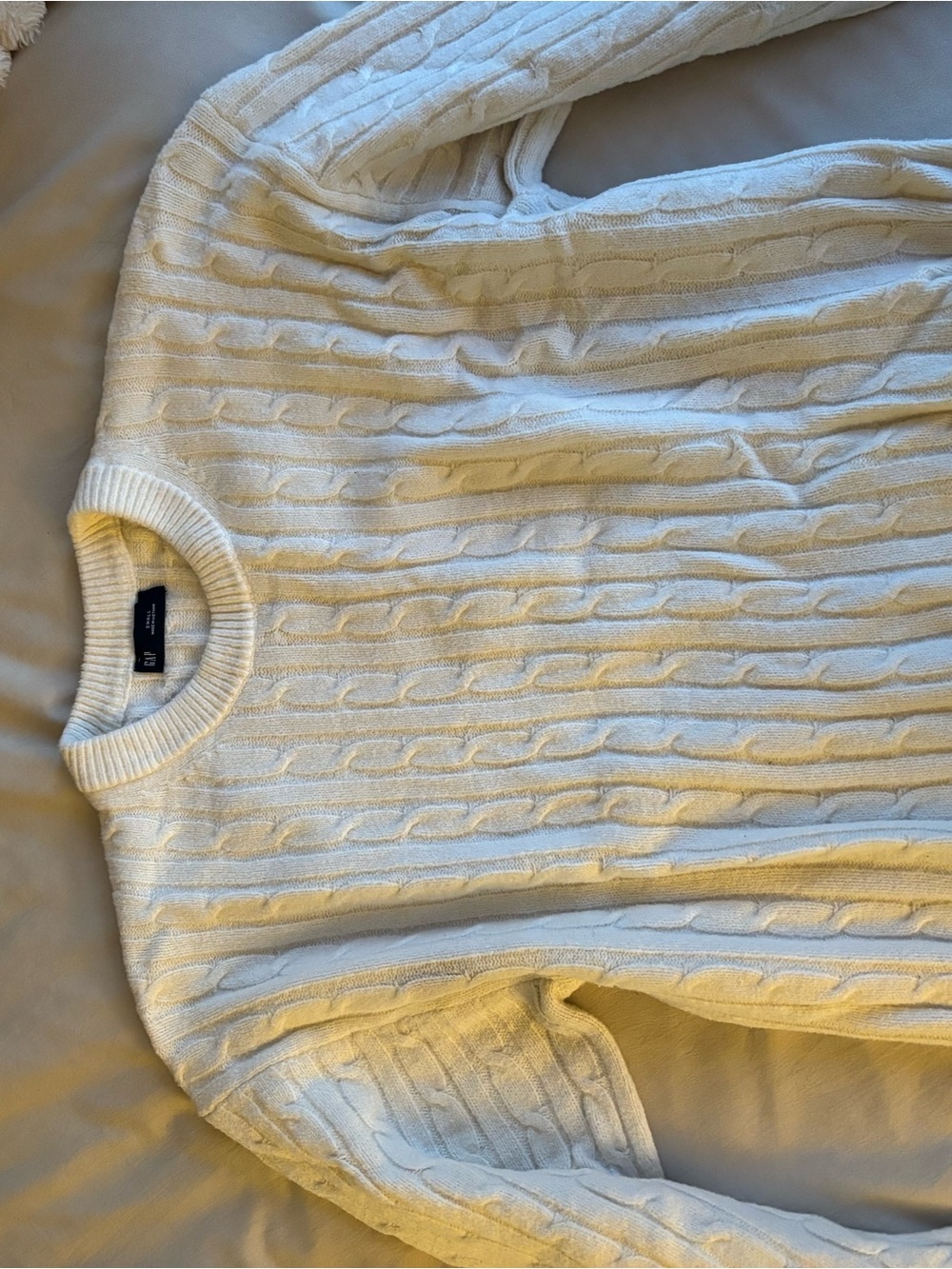 GAP Off-White Cable Knit Crewneck Sweater Set